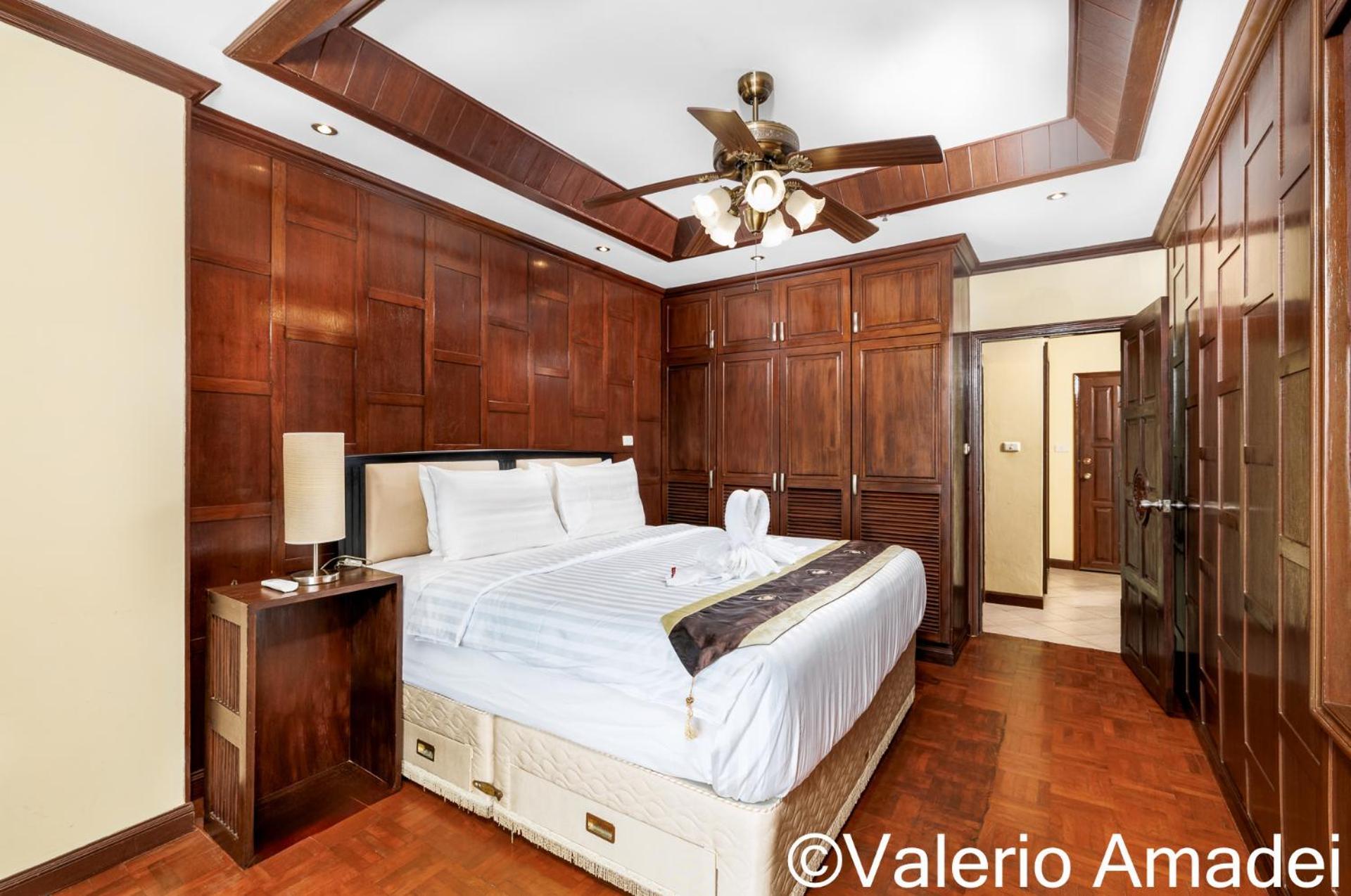 Tower Sea View By Phr Apartment Patong