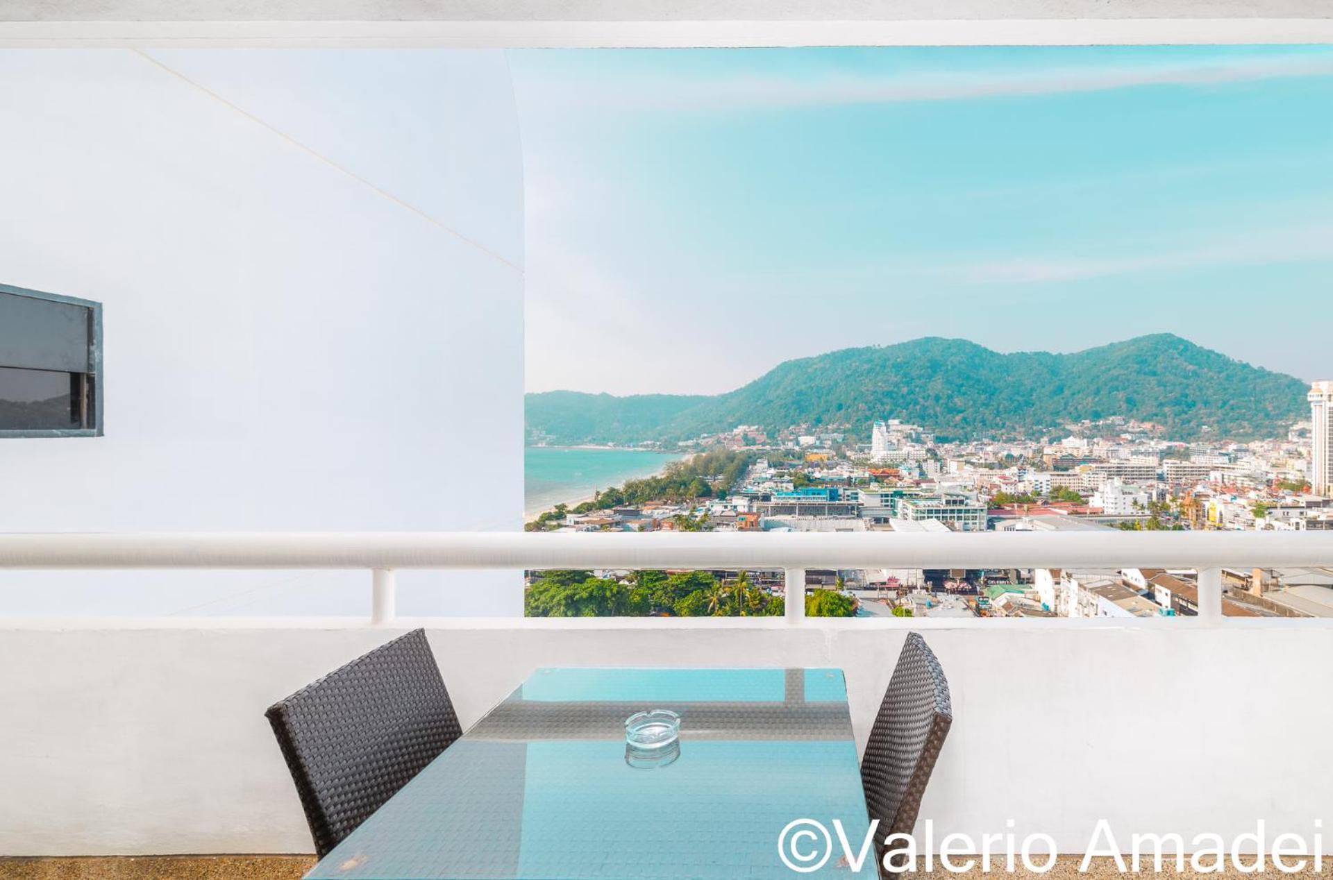 Apartment Tower Sea View By Phr